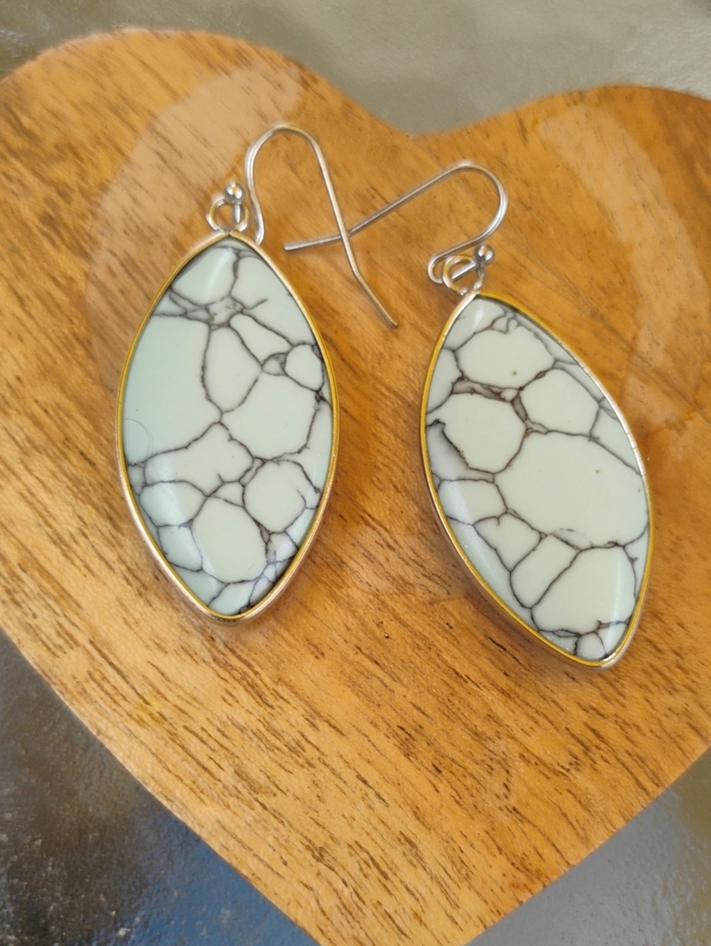 Sterling Silver White Howlite Dangle Earrings